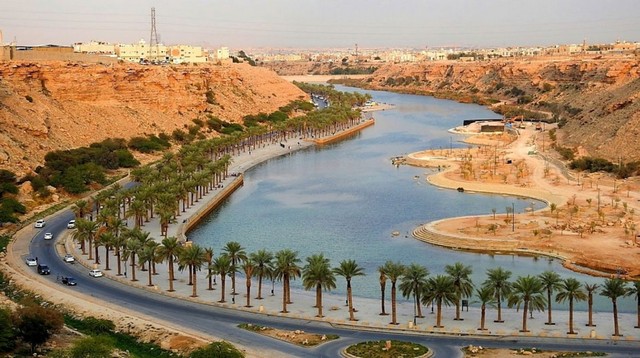 حديقة بحيرة سد نمار الرياض