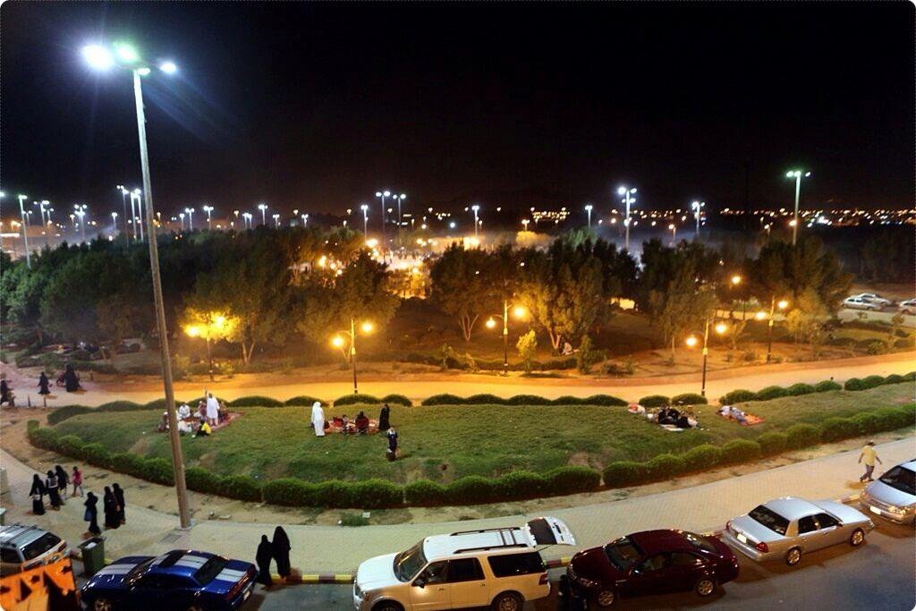 حديقة الملك فهد المركزية المدينة المنورة