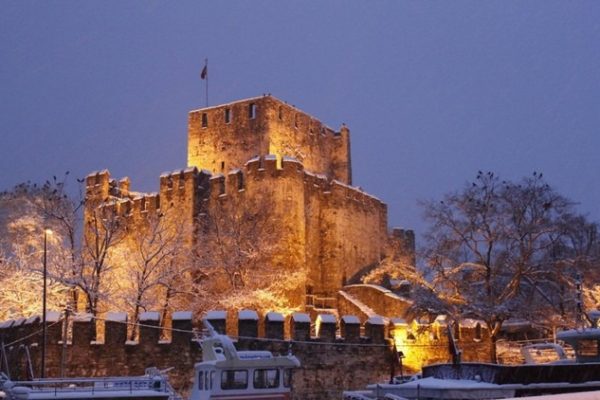 قلعة الأناضول اسطنبول – (الموقع + مواعيد العمل +الخدمات)