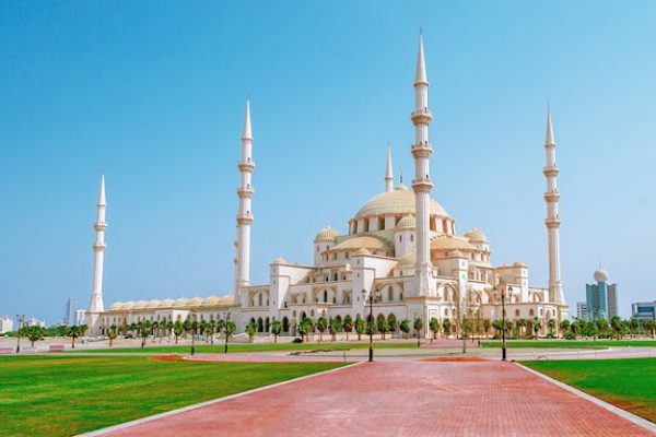 جامع الشيخ زايد الكبير ابو ظبي – (الموقع + مواعيد العمل +الخدمات)