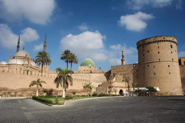 قلعة صلاح الدين الأيوبي بالقاهرة – (الموقع + مواعيد العمل +الخدمات)